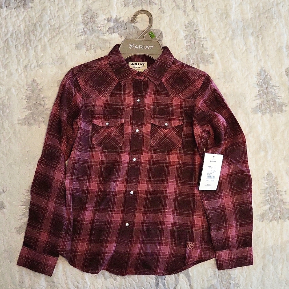 Brand New Ariat button up